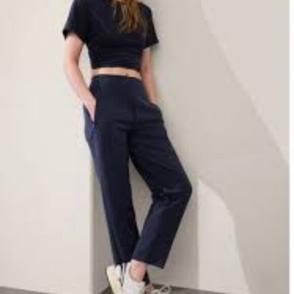 Athleta Pants - Athleta Endless High Rise Pant Black size 8 Pull-On Straight Leg